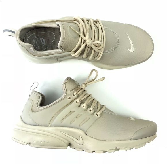 le scarpe nike air d'avena nuda colorway poshmark premio rari le scarpe nike air d'avena nuda colorway poshmark premio rari